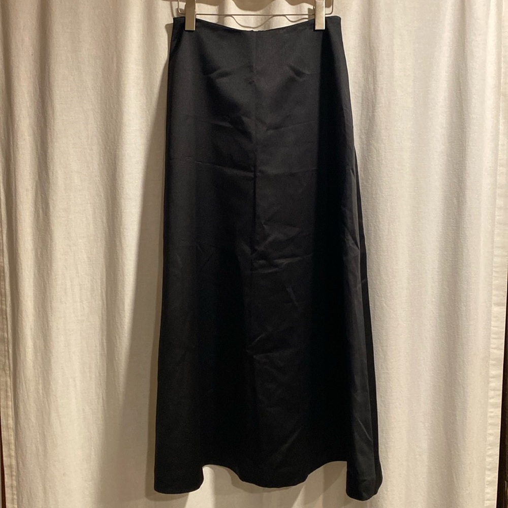 Ann Taylor floor length, black, satin silk skirt. Women size 4.  Like new